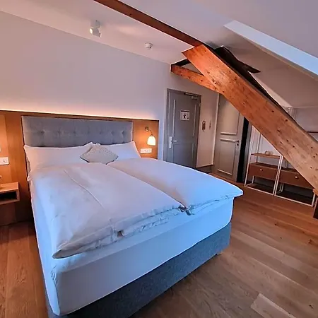 Weissenstein 4*